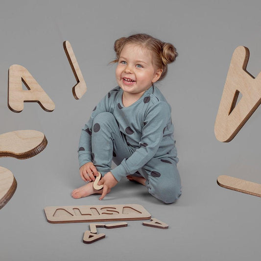 • Holz-Puzzle-Dekoration mit eigenem Namen