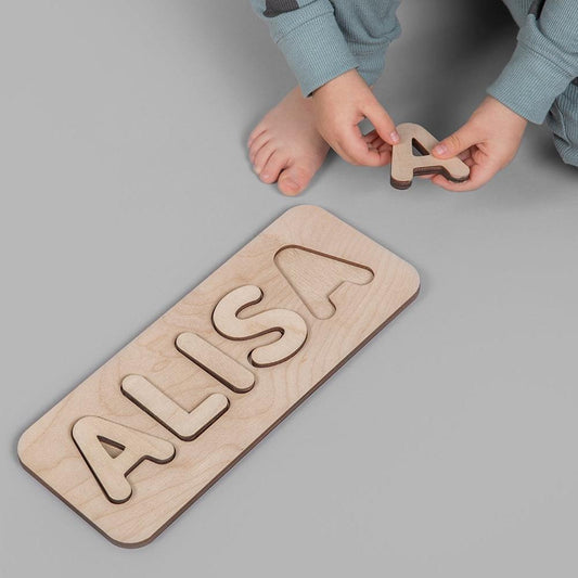 • Holz-Puzzle-Dekoration mit eigenem Namen